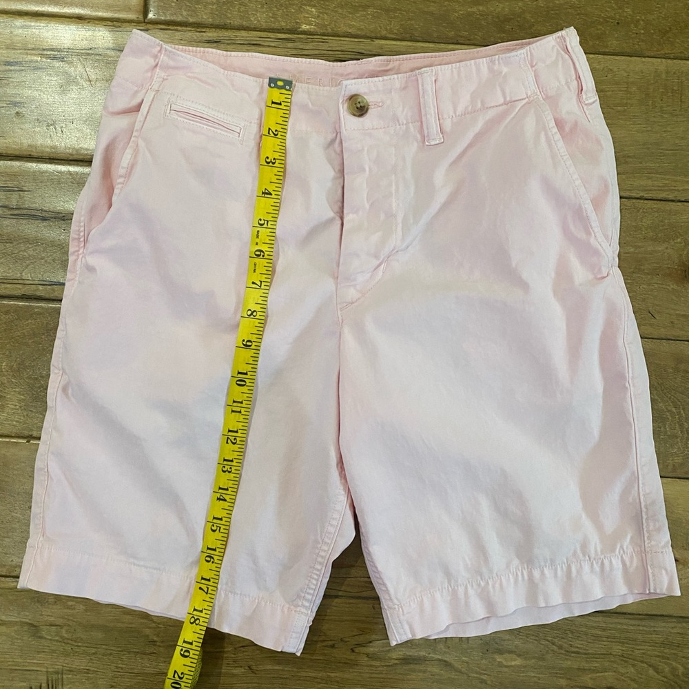 American Eagle Men’s Shorts Size 30 waist Pink